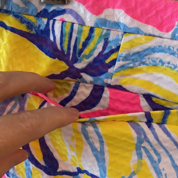 Lilly Pulitzer Adie Shorts - Picture 7 of 11